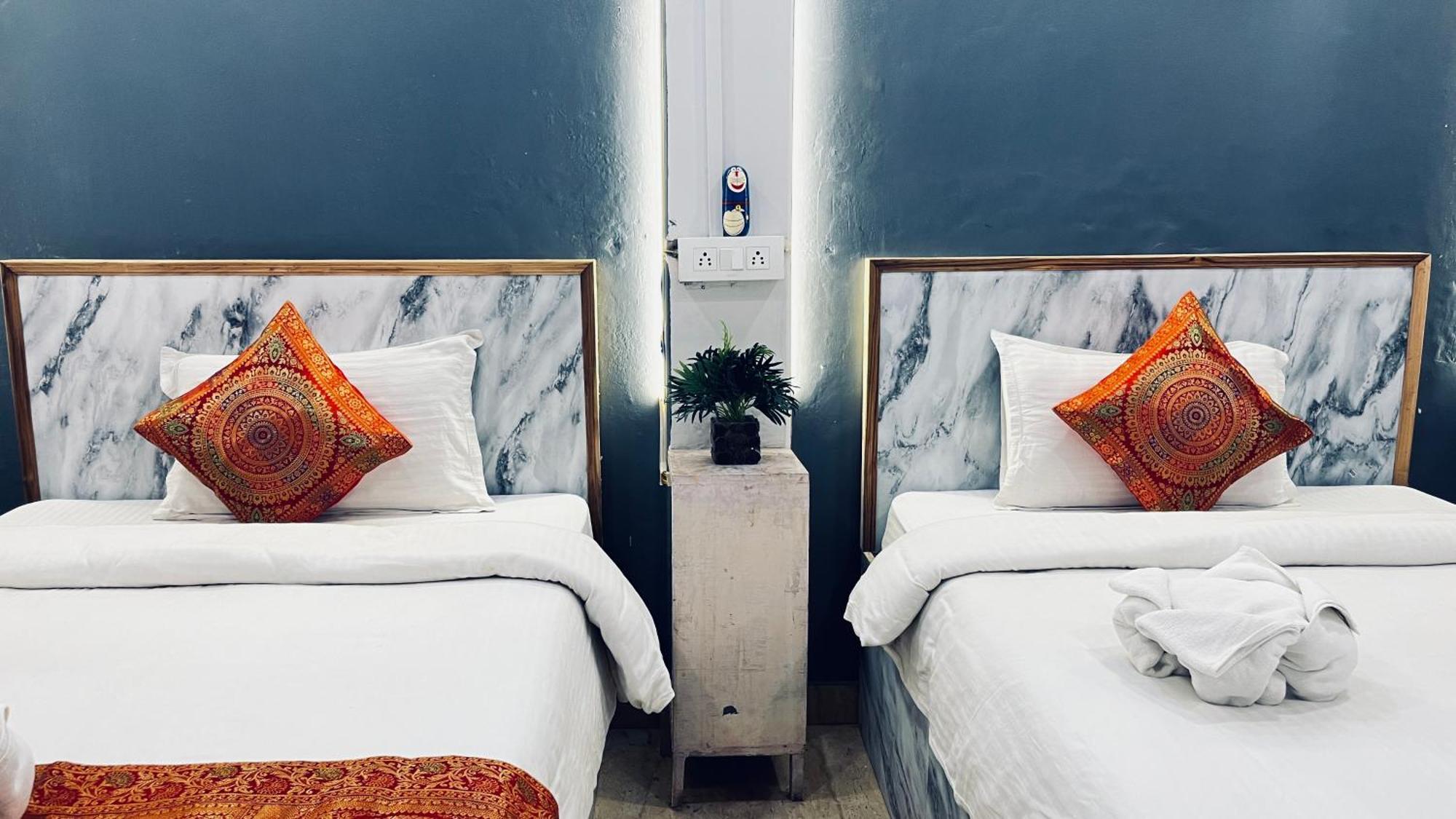 Vibe N Joy Otel Varanasi Dış mekan fotoğraf